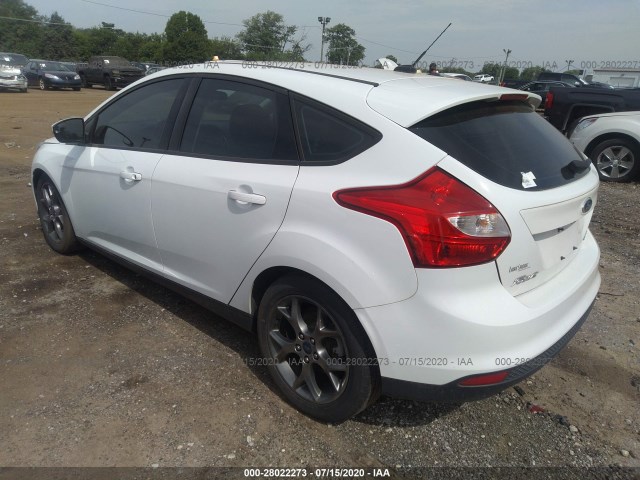 Photo 2 VIN: 1FADP3K24DL332241 - FORD FOCUS 