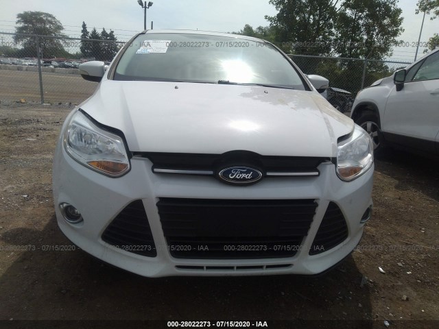 Photo 5 VIN: 1FADP3K24DL332241 - FORD FOCUS 