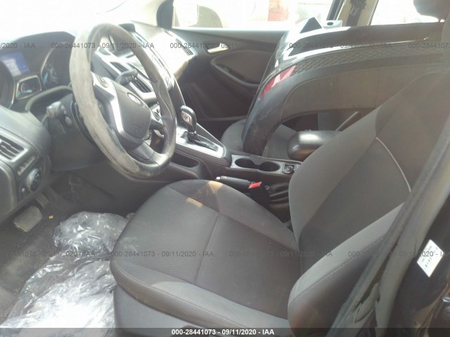 Photo 4 VIN: 1FADP3K24DL355437 - FORD FOCUS 