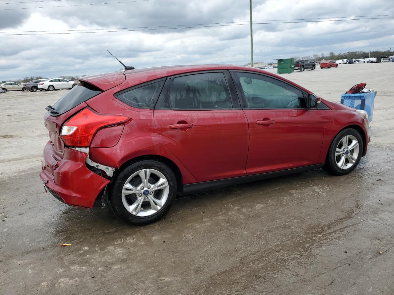 Photo 2 VIN: 1FADP3K24EL103138 - FORD FOCUS 