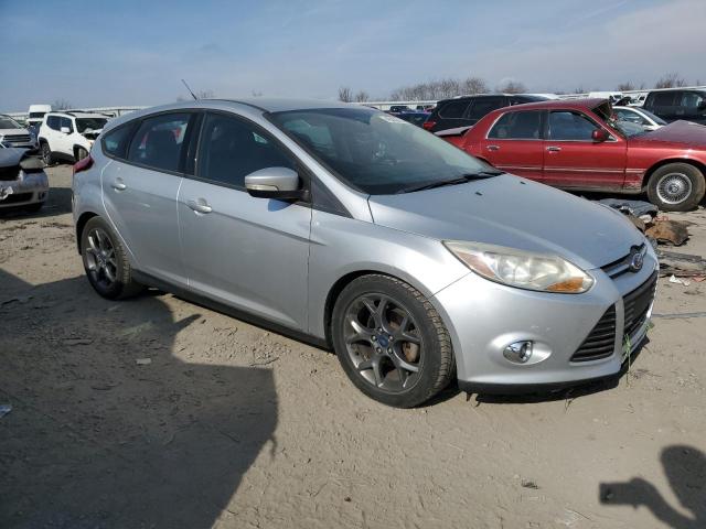 Photo 3 VIN: 1FADP3K24EL122613 - FORD FOCUS 