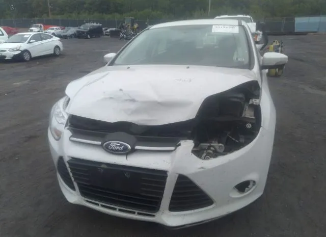 Photo 5 VIN: 1FADP3K24EL291238 - FORD FOCUS 