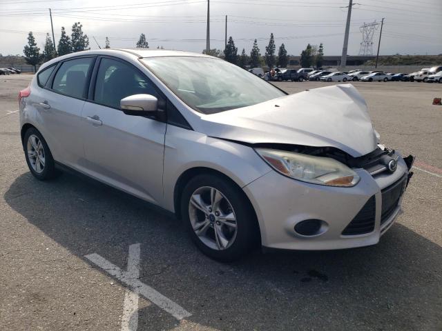 Photo 3 VIN: 1FADP3K24EL301346 - FORD FOCUS 