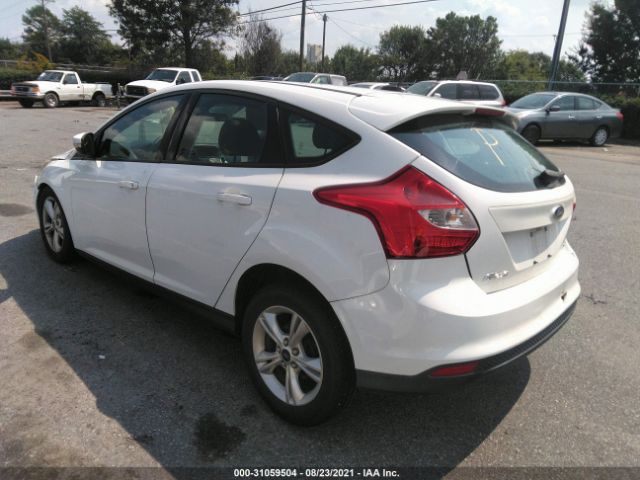 Photo 2 VIN: 1FADP3K24EL318809 - FORD FOCUS 