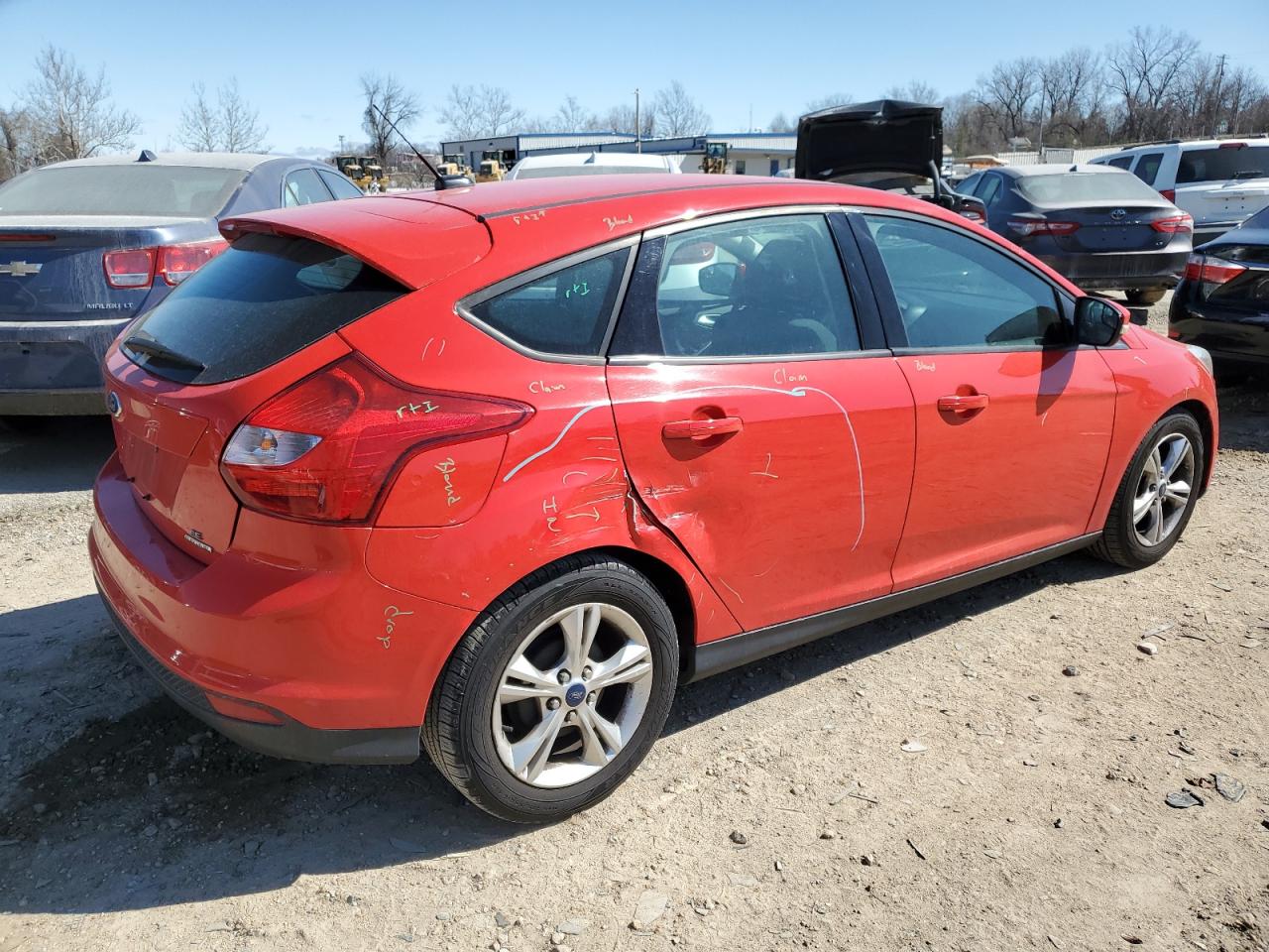 Photo 2 VIN: 1FADP3K24EL322665 - FORD FOCUS 