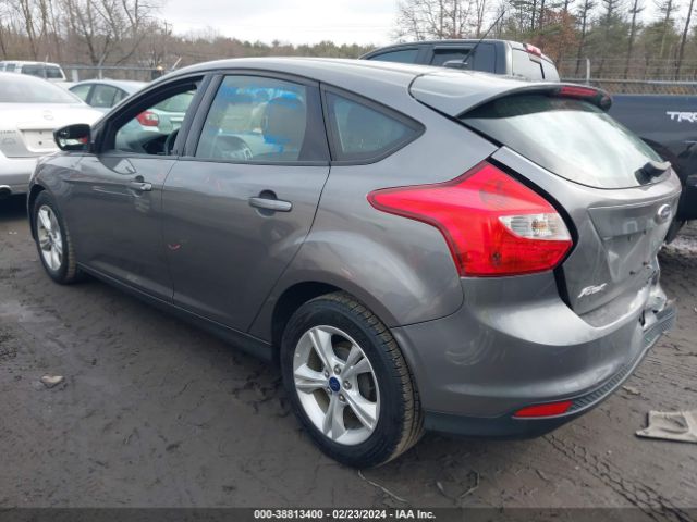 Photo 2 VIN: 1FADP3K24EL462490 - FORD FOCUS 