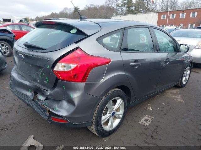 Photo 3 VIN: 1FADP3K24EL462490 - FORD FOCUS 