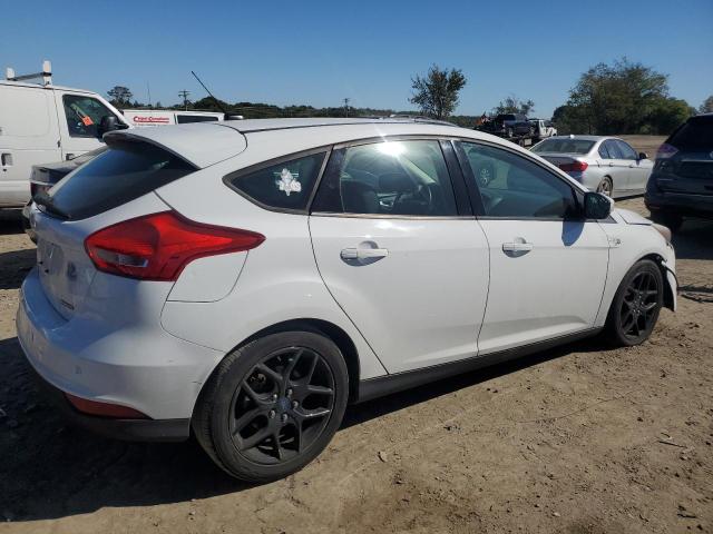 Photo 2 VIN: 1FADP3K24FL322344 - FORD FOCUS SE 