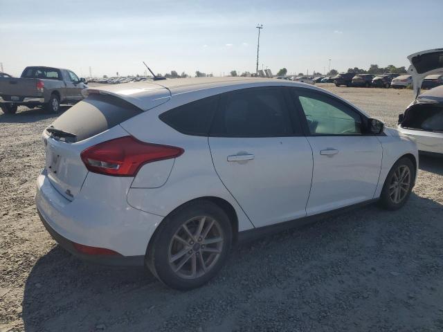 Photo 2 VIN: 1FADP3K24FL335675 - FORD FOCUS SE 