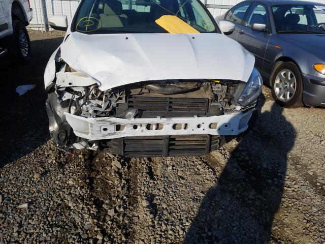 Photo 8 VIN: 1FADP3K24FL358566 - FORD FOCUS 