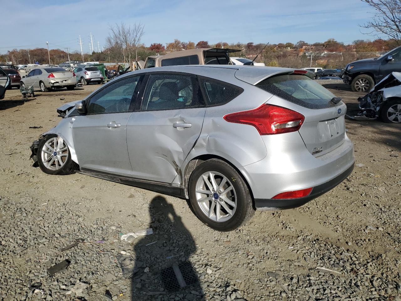 Photo 1 VIN: 1FADP3K24GL226389 - FORD FOCUS 