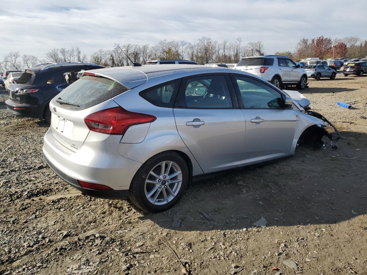 Photo 2 VIN: 1FADP3K24GL226389 - FORD FOCUS 