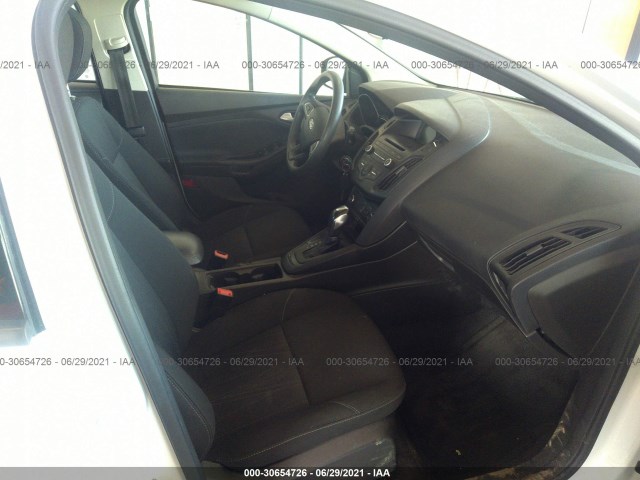 Photo 4 VIN: 1FADP3K24GL283787 - FORD FOCUS 