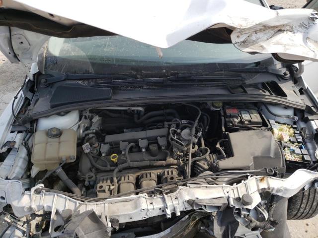 Photo 10 VIN: 1FADP3K24GL352428 - FORD FOCUS 