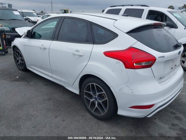 Photo 2 VIN: 1FADP3K24GL372646 - FORD FOCUS 