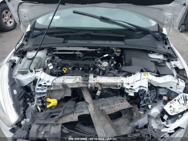 Photo 9 VIN: 1FADP3K24GL372646 - FORD FOCUS 