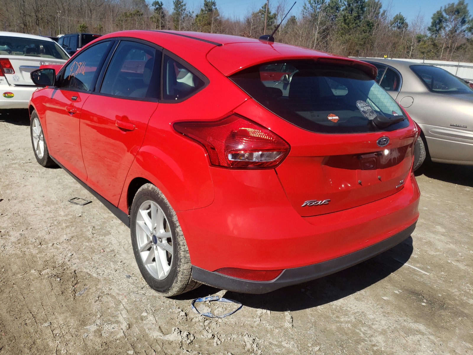 Photo 2 VIN: 1FADP3K24GL385994 - FORD FOCUS SE 