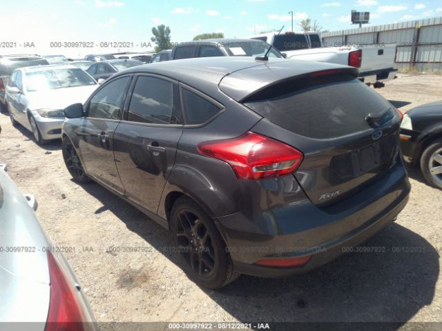 Photo 2 VIN: 1FADP3K24GL388555 - FORD FOCUS 