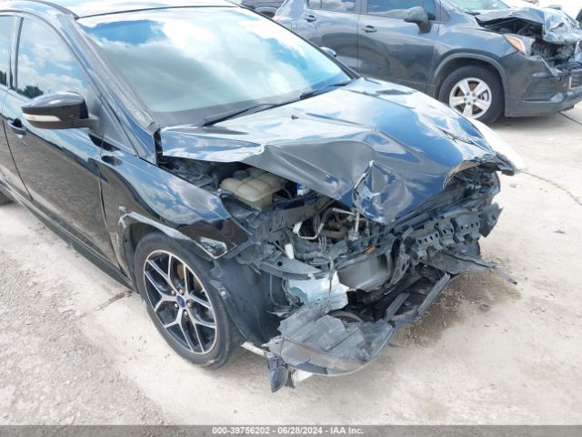 Photo 5 VIN: 1FADP3K24GL391391 - FORD FOCUS 