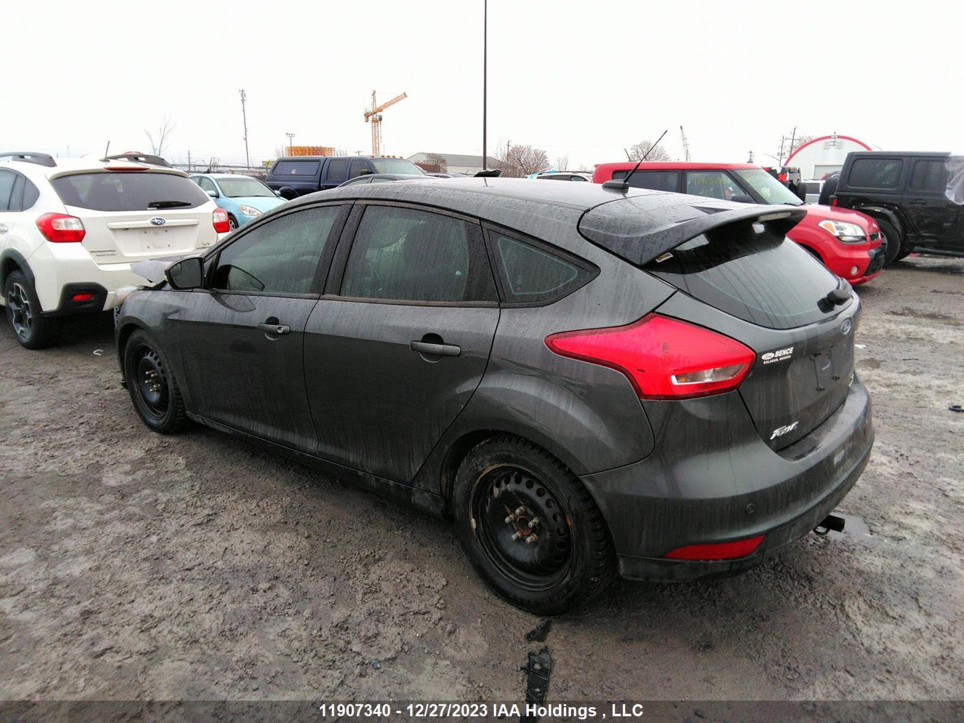 Photo 2 VIN: 1FADP3K24GL400235 - FORD FOCUS 