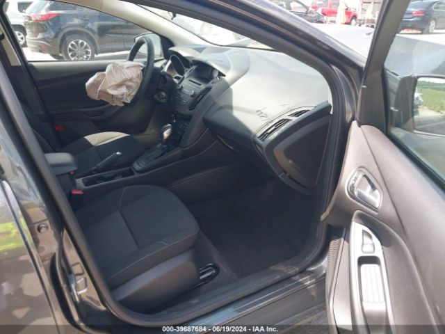 Photo 4 VIN: 1FADP3K24GL405032 - FORD FOCUS 