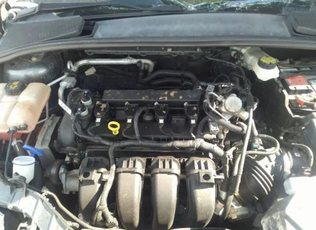 Photo 9 VIN: 1FADP3K24HL282351 - FORD FOCUS 