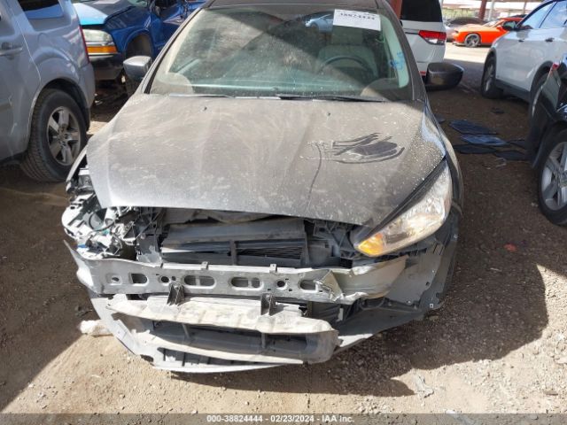 Photo 5 VIN: 1FADP3K24JL260808 - FORD FOCUS 