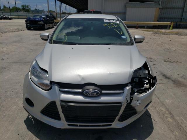 Photo 8 VIN: 1FADP3K25DL158244 - FORD FOCUS SE 