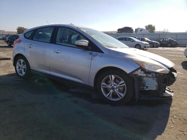 Photo 3 VIN: 1FADP3K25DL268016 - FORD FOCUS SE 