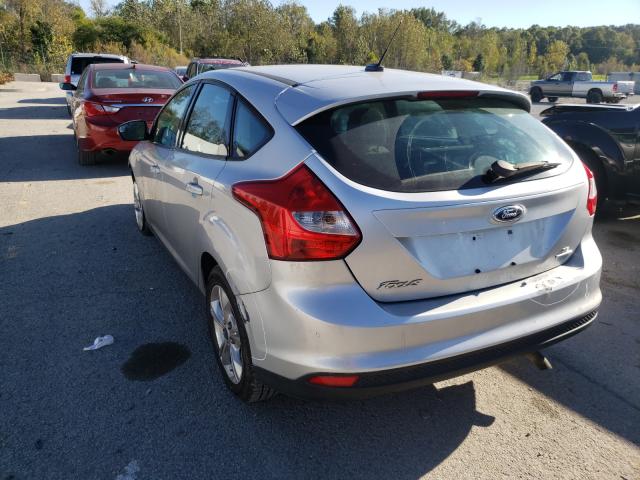 Photo 2 VIN: 1FADP3K25DL336153 - FORD FOCUS SE 