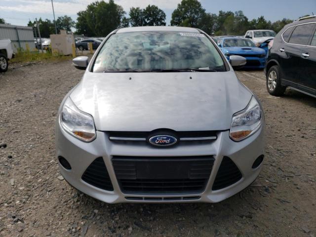 Photo 4 VIN: 1FADP3K25DL351395 - FORD FOCUS SE 