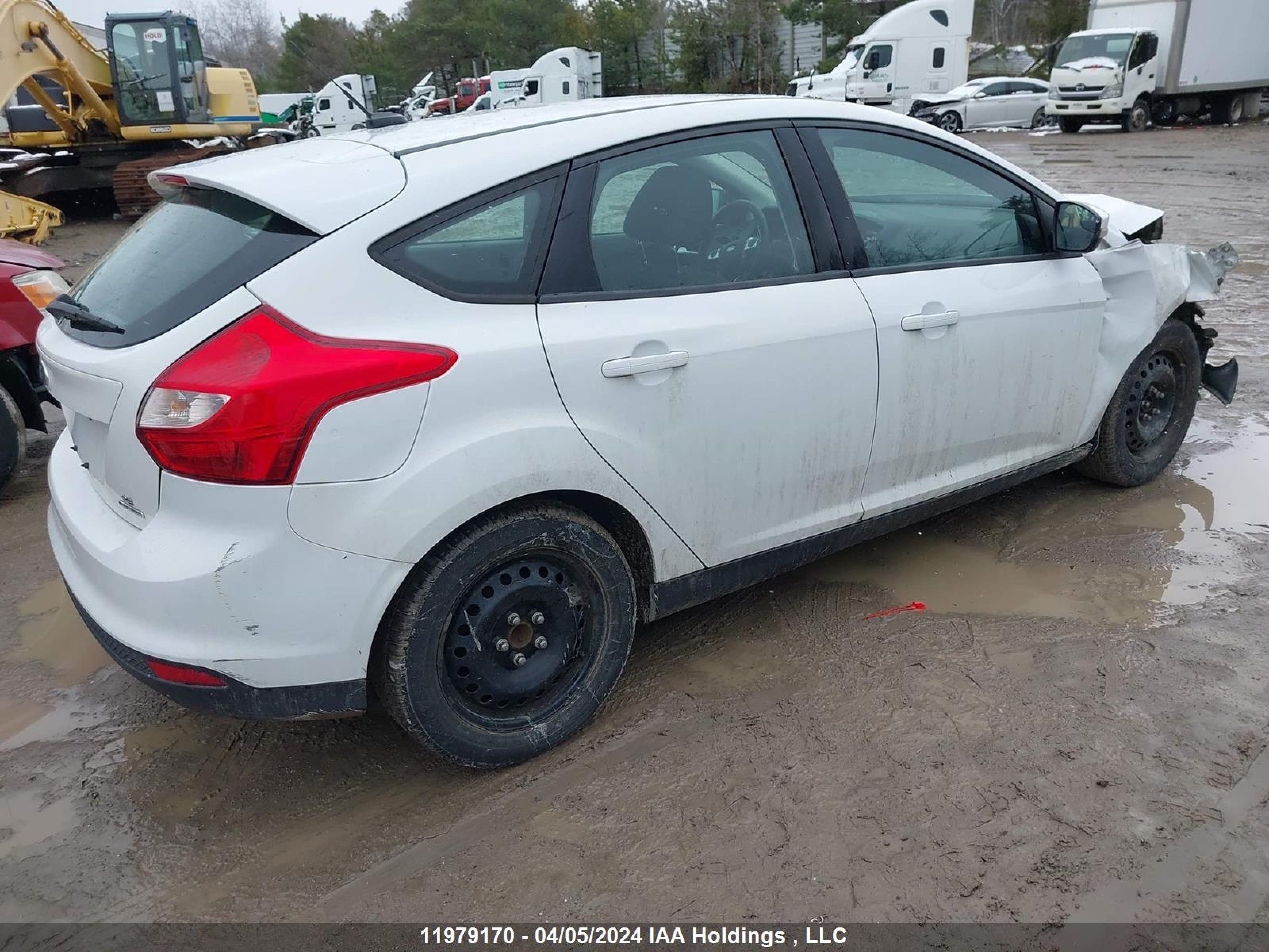 Photo 3 VIN: 1FADP3K25DL365023 - FORD FOCUS 