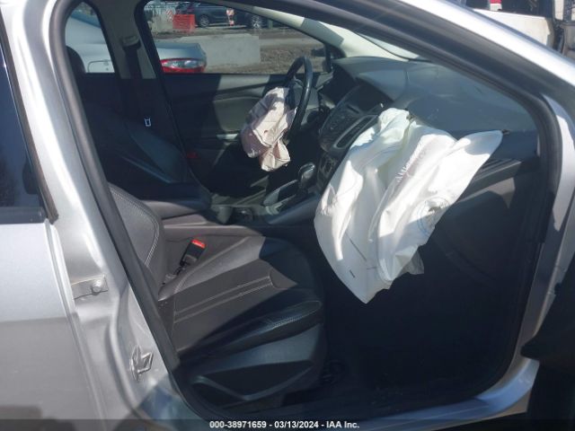 Photo 4 VIN: 1FADP3K25EL129568 - FORD FOCUS 