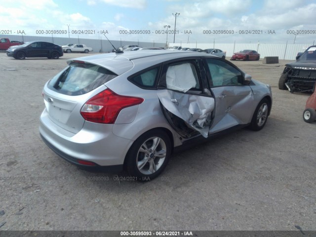 Photo 3 VIN: 1FADP3K25EL158780 - FORD FOCUS 