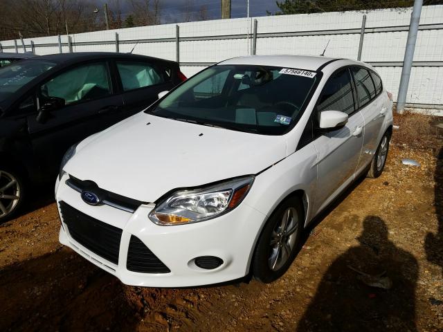 Photo 1 VIN: 1FADP3K25EL172274 - FORD FOCUS SE 