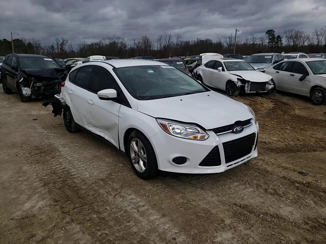 Photo 10 VIN: 1FADP3K25EL172274 - FORD FOCUS SE 