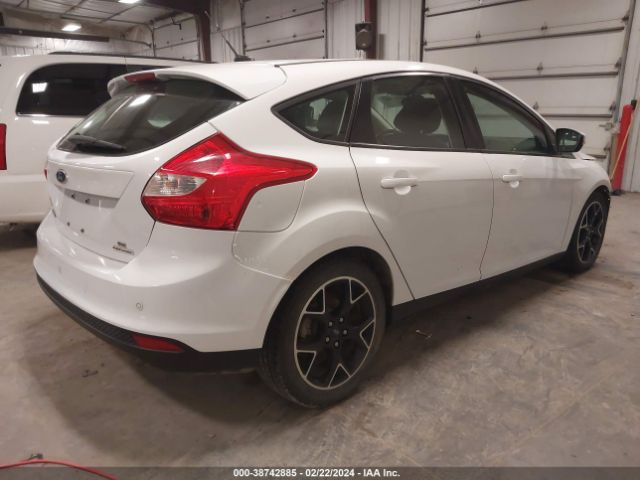 Photo 3 VIN: 1FADP3K25EL258328 - FORD FOCUS 