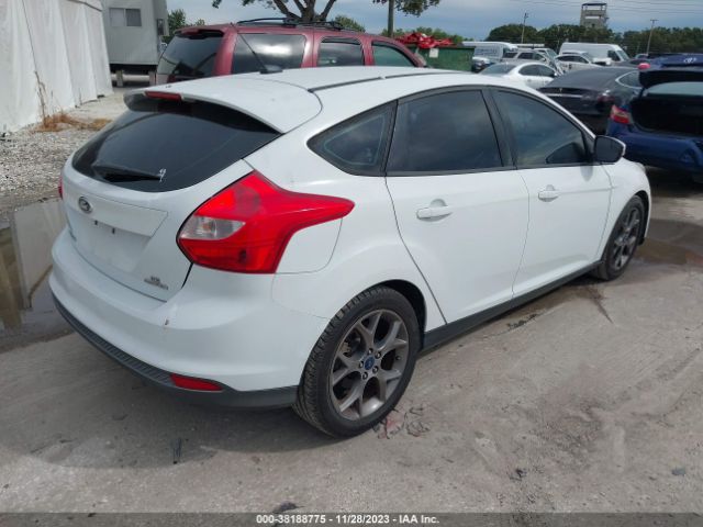 Photo 3 VIN: 1FADP3K25EL337479 - FORD FOCUS 