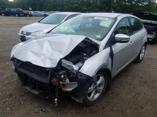 Photo 1 VIN: 1FADP3K25EL401679 - FORD FOCUS SE 