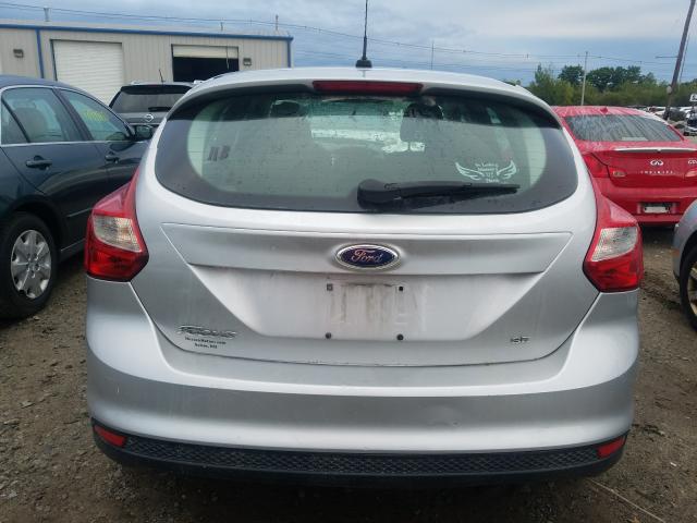 Photo 8 VIN: 1FADP3K25EL401679 - FORD FOCUS SE 