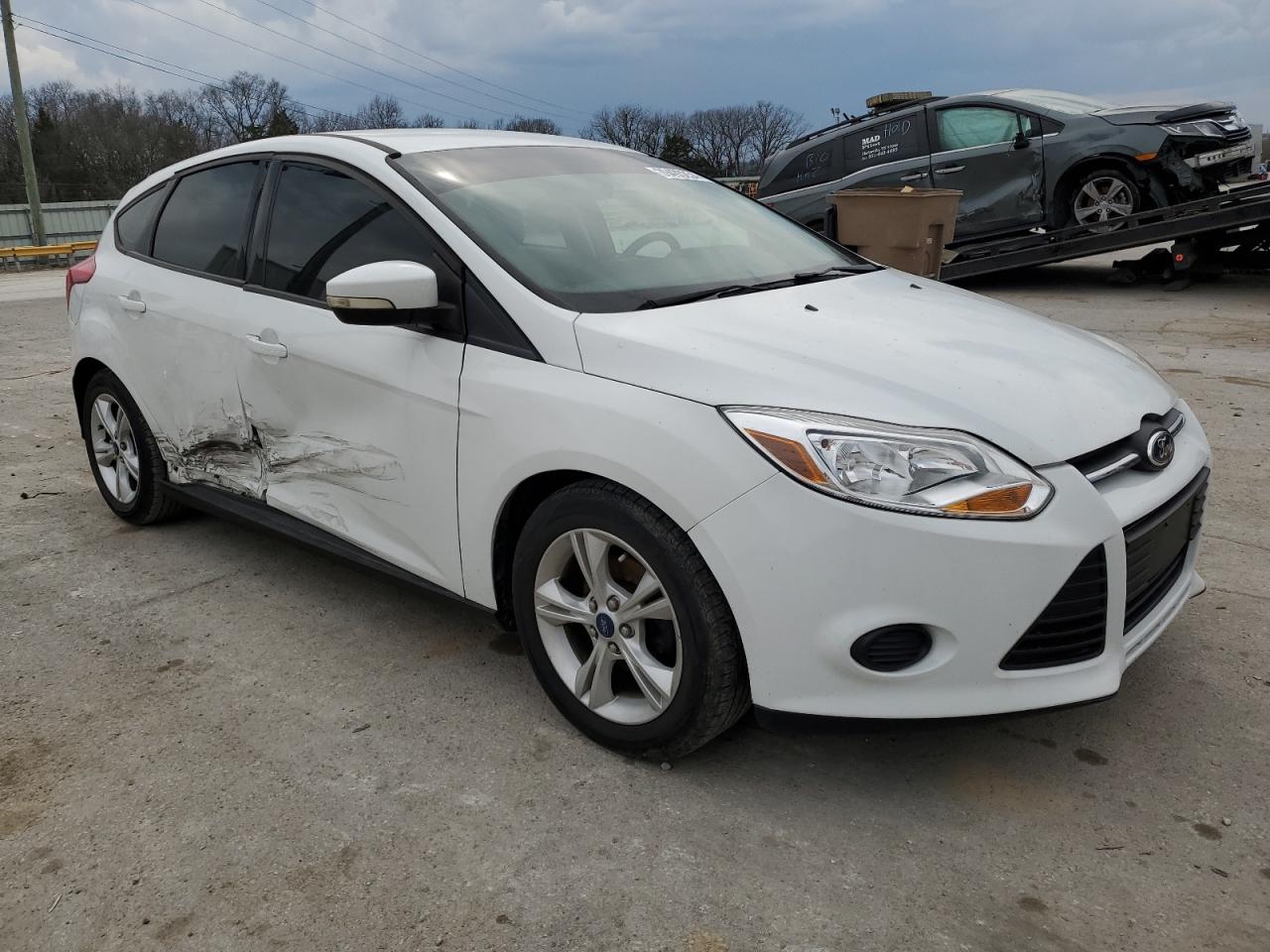 Photo 3 VIN: 1FADP3K25EL402296 - FORD FOCUS 