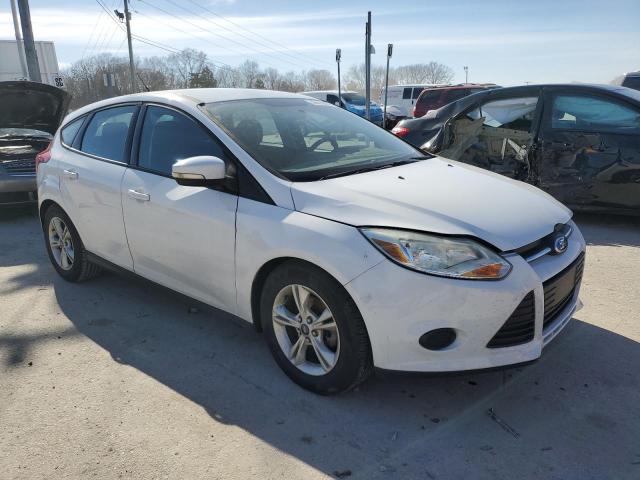 Photo 3 VIN: 1FADP3K25EL455144 - FORD FOCUS SE 