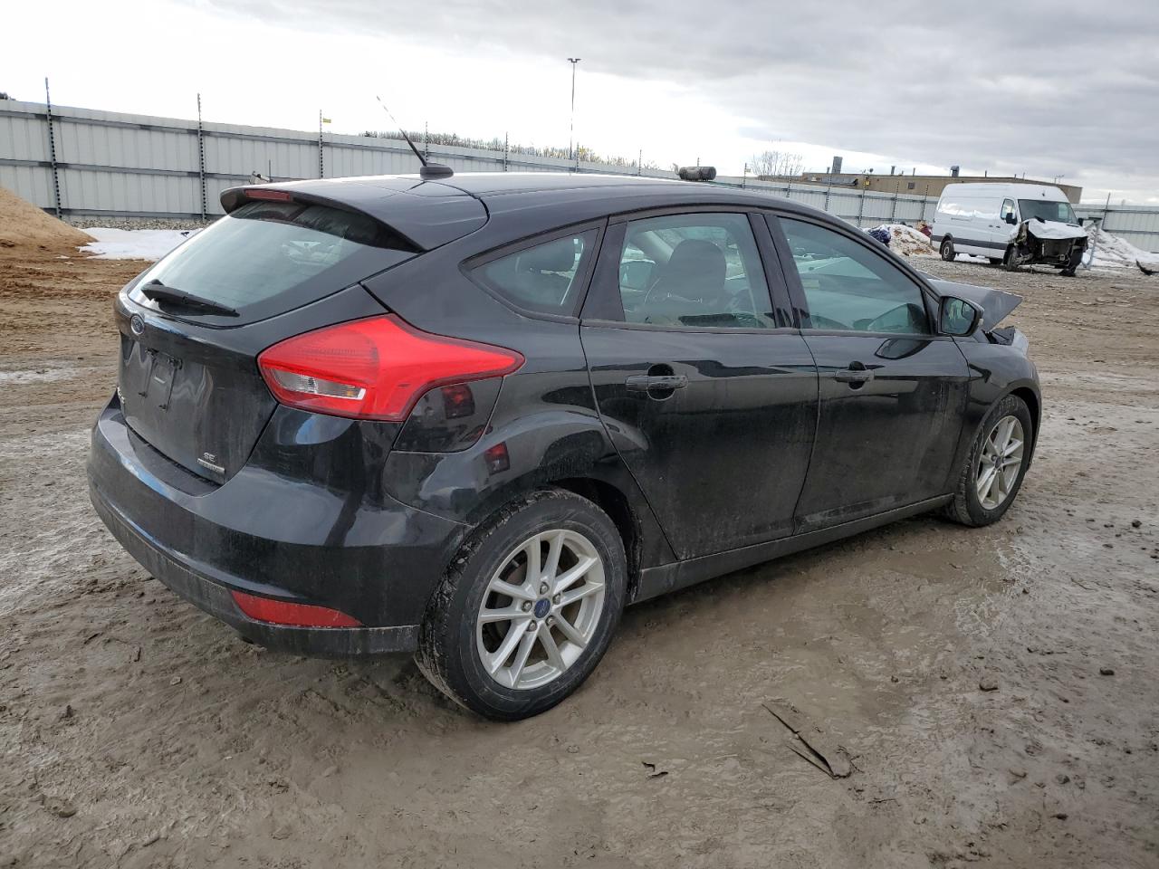 Photo 2 VIN: 1FADP3K25FL277365 - FORD FOCUS 