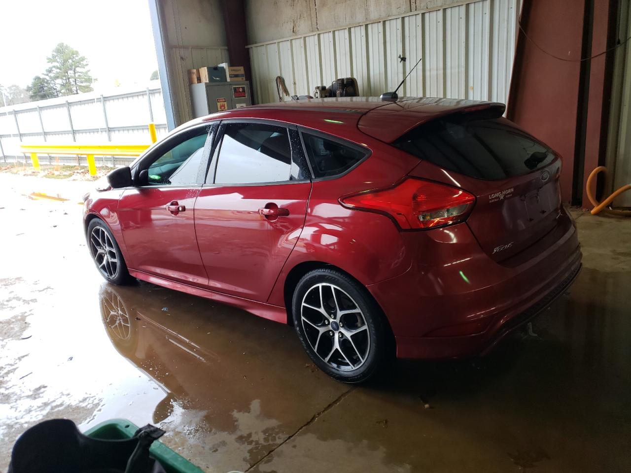 Photo 1 VIN: 1FADP3K25FL280878 - FORD FOCUS 