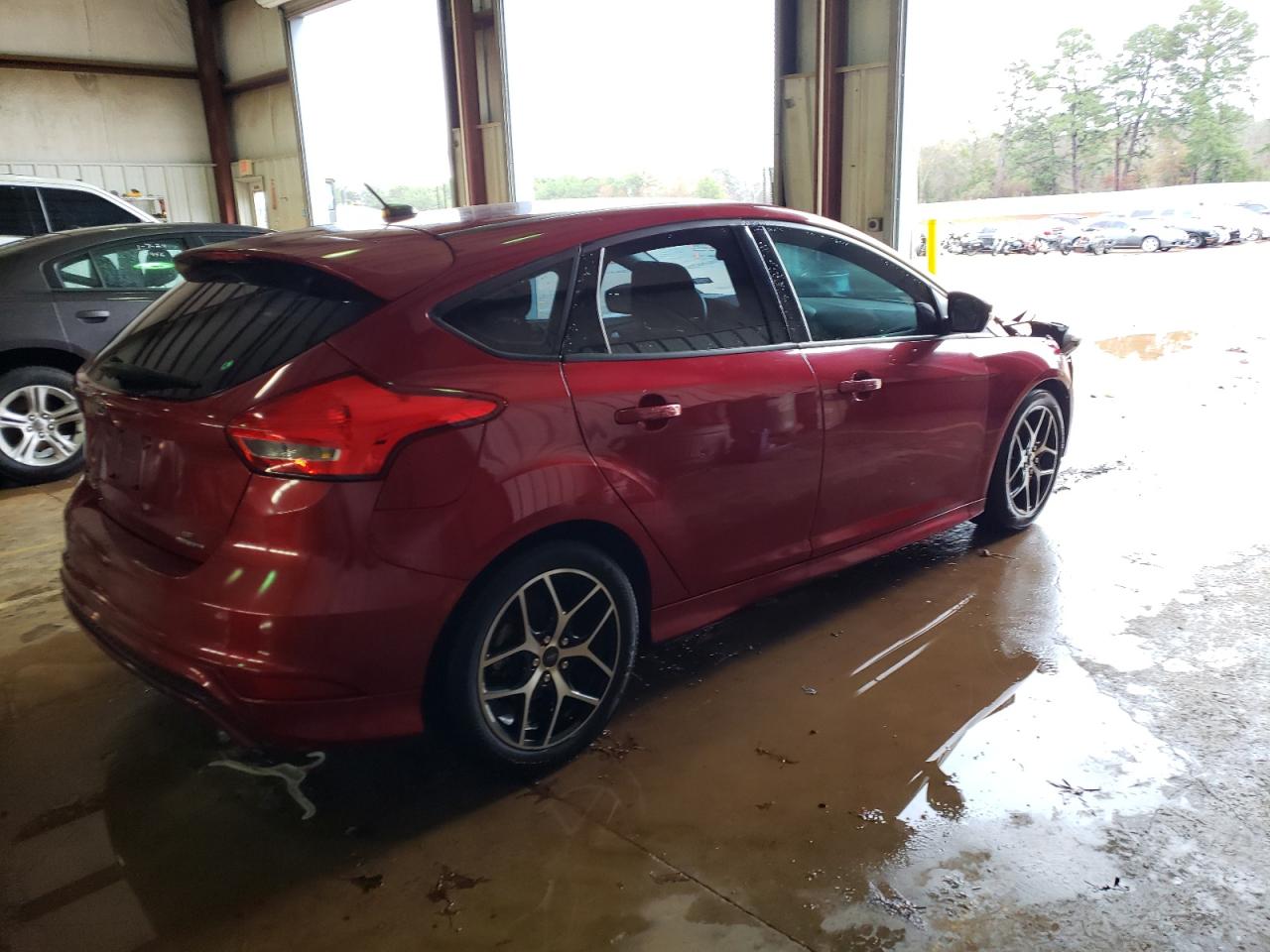 Photo 2 VIN: 1FADP3K25FL280878 - FORD FOCUS 