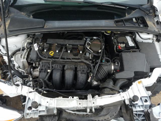 Photo 6 VIN: 1FADP3K25FL325365 - FORD FOCUS SE 