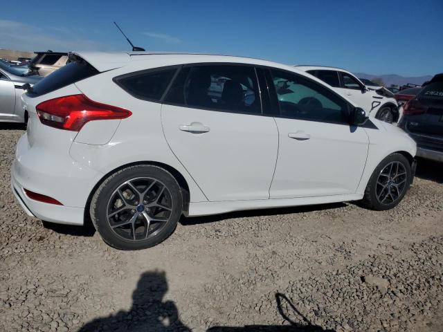 Photo 2 VIN: 1FADP3K25FL357913 - FORD FOCUS SE 