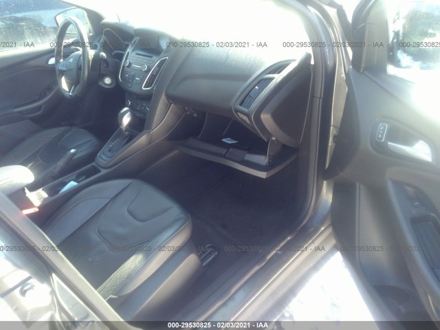 Photo 4 VIN: 1FADP3K25GL233447 - FORD FOCUS 