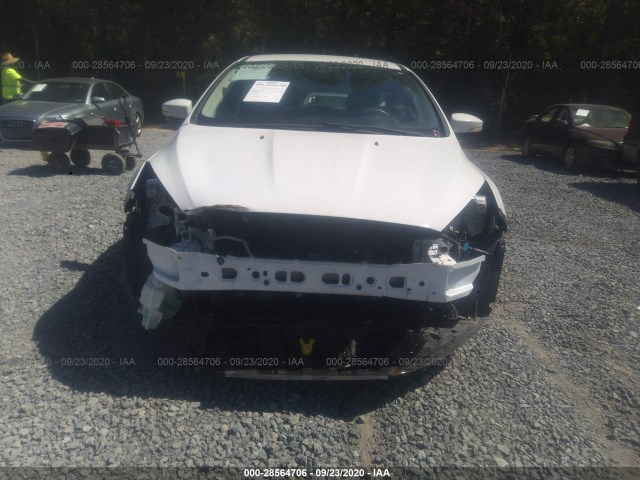 Photo 5 VIN: 1FADP3K25GL332558 - FORD FOCUS 