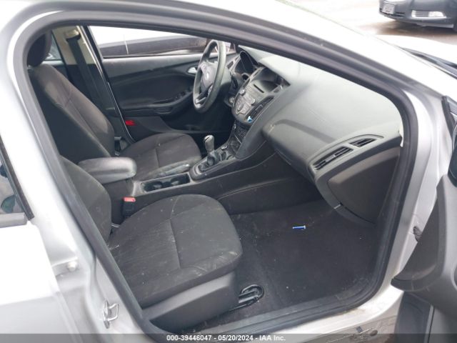 Photo 4 VIN: 1FADP3K25GL336965 - FORD FOCUS 